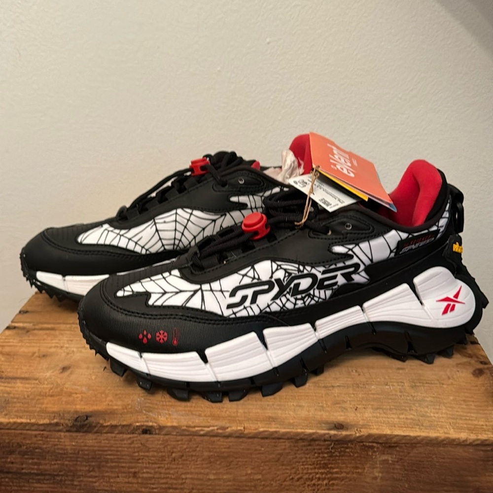 * RARE Size 8 Reebok Zig Kinetica 2.5 Edge SpiderMan